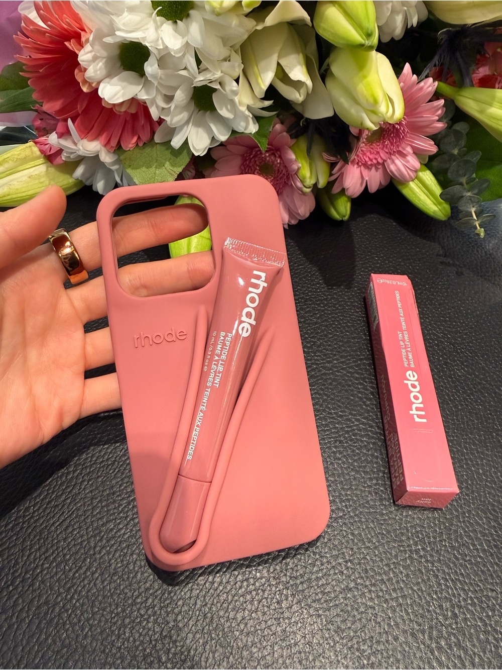 BNIB Rhode Lip Case + Lip Gloss  set / IPhone 15 Pro / Salty Tan